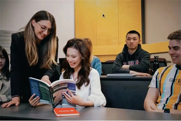 高考后赴美留学：六大路径助力梦想启航